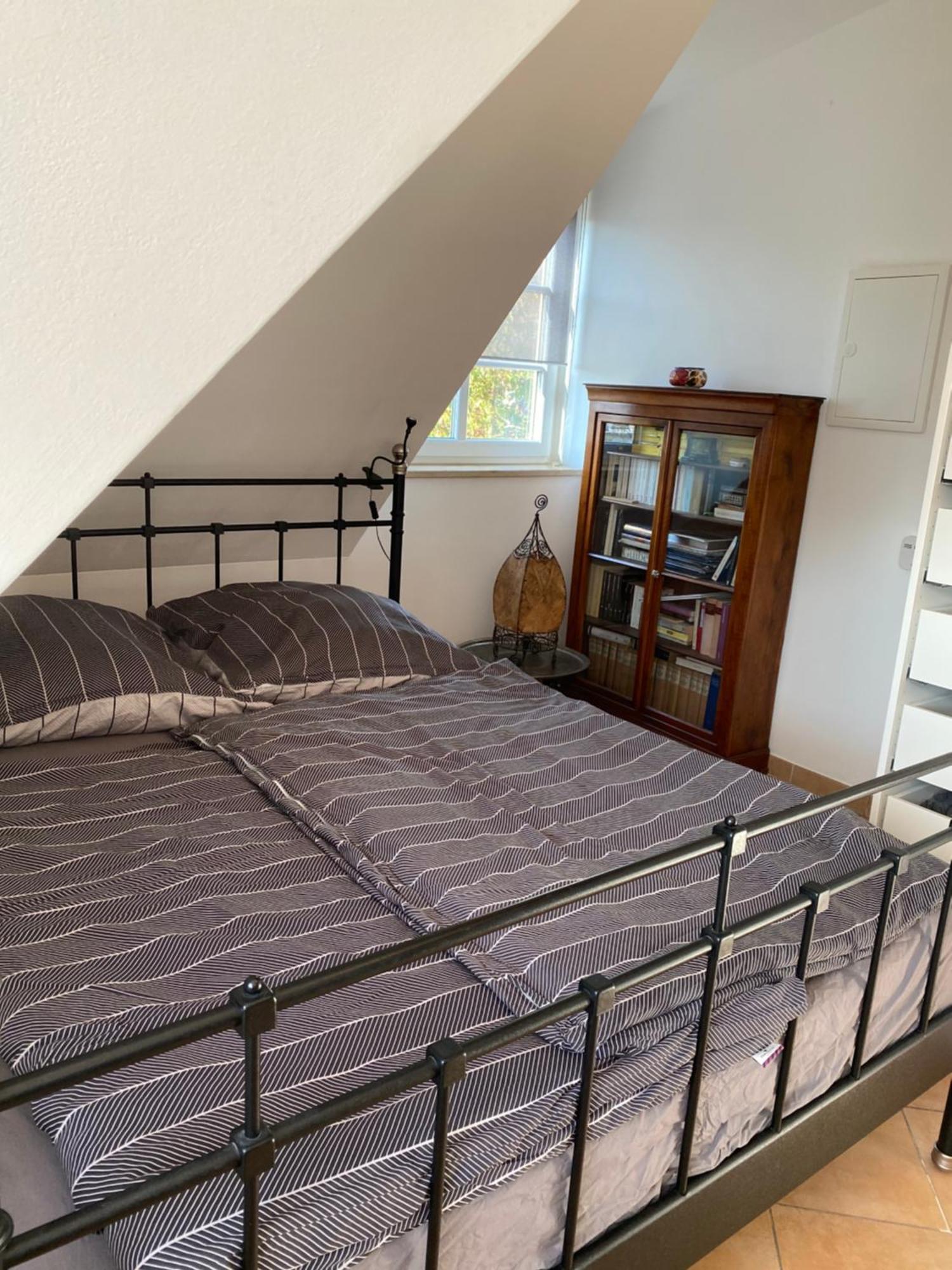 Helle und ruhige Dachgeschosswohnung München Exterior foto