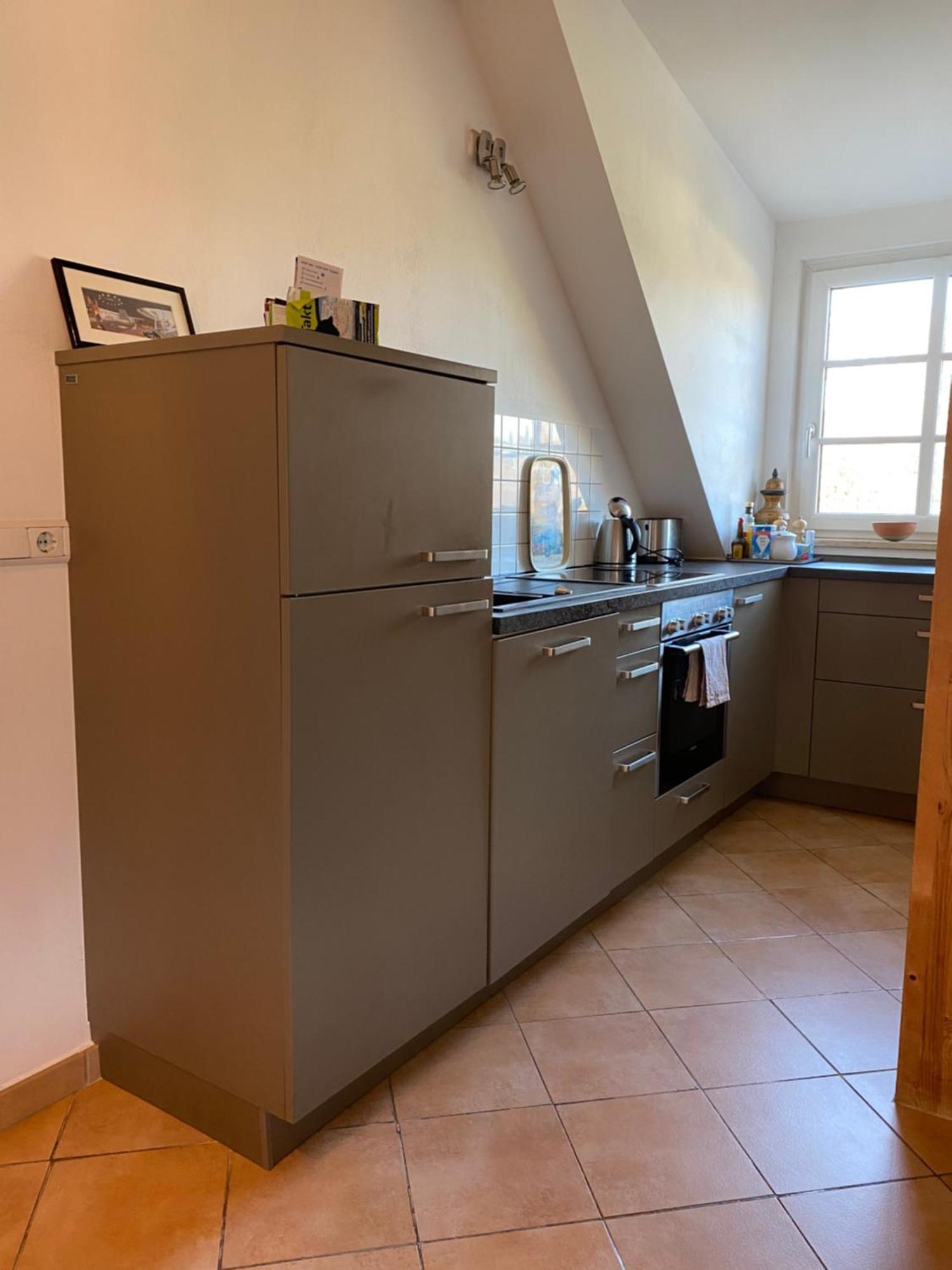 Helle und ruhige Dachgeschosswohnung München Exterior foto